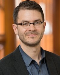 Justin T. Baker，医学博士